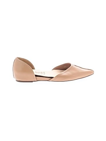 Linea Paolo Flats (view 1)