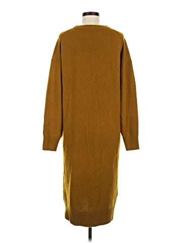 Everlane Casual Dress (view 2)
