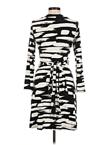 Banana Republic Casual Dress (view 2)
