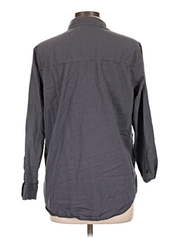Universal Thread Long Sleeve Button-Down Shirt (view 2)