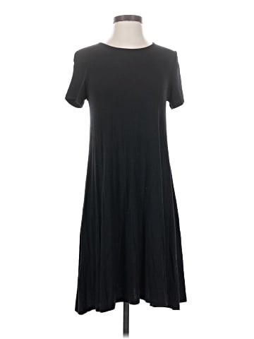 Old Navy Casual Dress (view 1)