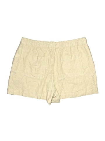 Gap Shorts (view 2)