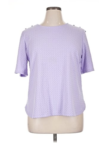 Liz Claiborne Short Sleeve T-Shirt (view 1)