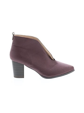 Journee Collection Ankle Boots (view 1)