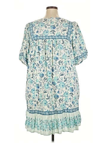 Old Navy Casual Dress (view 2)