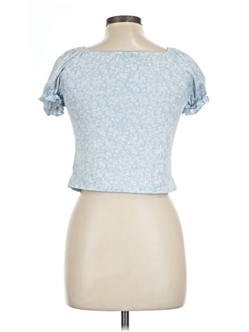 No Boundaries Short Sleeve Top (view 2)