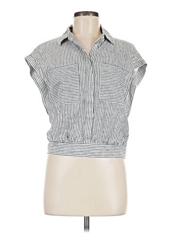 Evereve Sleeveless Button-Down Shirt (view 1)