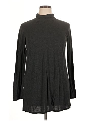Neiman Marcus Long Sleeve Turtleneck (view 1)