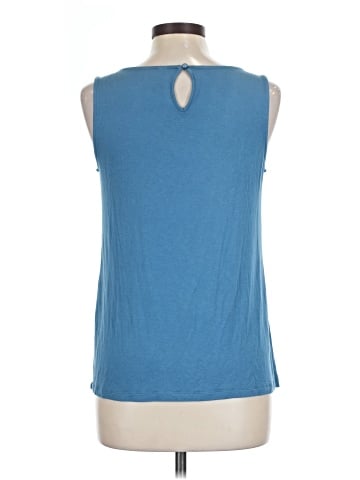 Lock & Love Sleeveless T-Shirt (view 2)