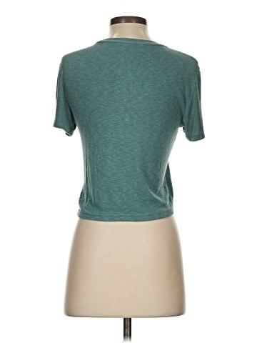 American Eagle Outfitters Short Sleeve T-Shirt (view 2)