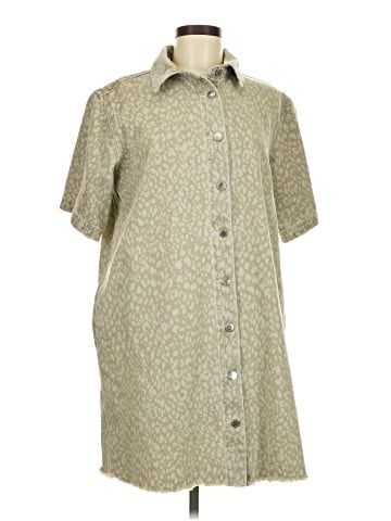 Universal Thread Casual Dress (view 1)