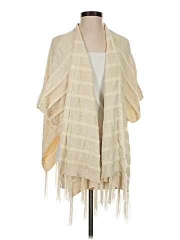 Akemi + Kin Kimono (view 1)