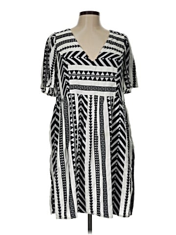 Old Navy Casual Dress (view 1)