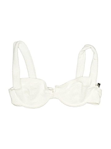 PrettyLittleThing Swimsuit Top (view 1)
