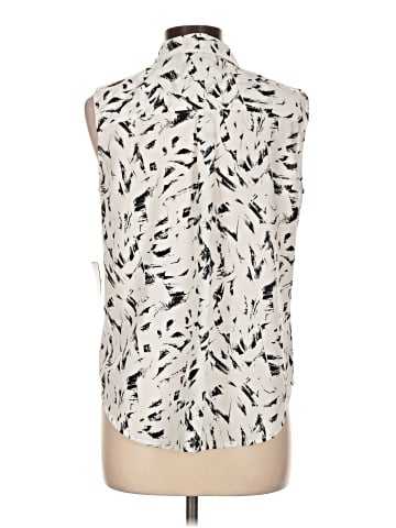 Nine West Sleeveless Button-Down Shirt (view 2)