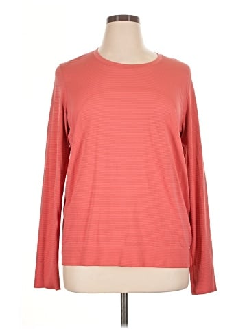 Lululemon Athletica Long Sleeve T-Shirt (view 1)