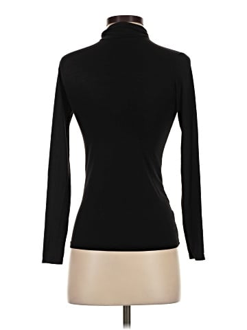 HEATTECH Long Sleeve Turtleneck (view 2)