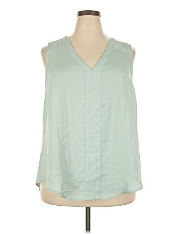 Torrid Sleeveless T-Shirt (view 1)