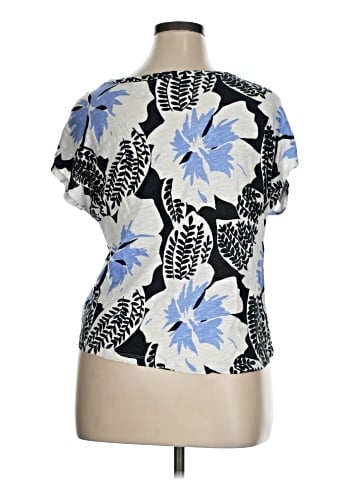 Laura Ashley Short Sleeve T-Shirt (view 2)