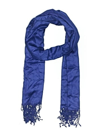 Isa & Stef Scarf (view 1)