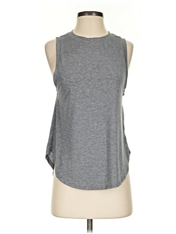 Gap Fit Sleeveless T-Shirt (view 1)