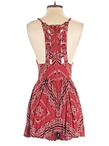 Xhilaration Sleeveless Top (view 2)