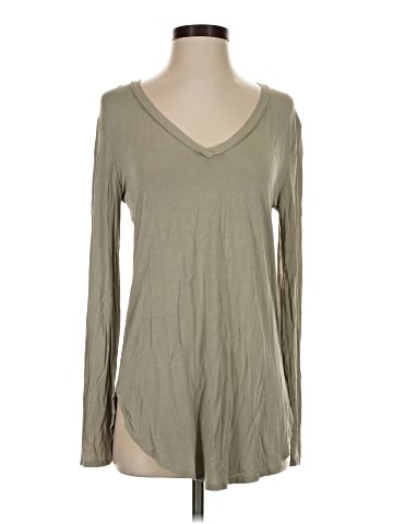 Emma's Closet Long Sleeve Top (view 1)