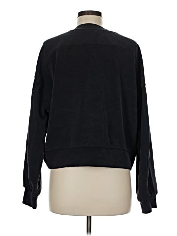 Lululemon Athletica Long Sleeve T-Shirt (view 2)