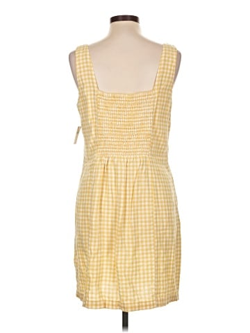 Old Navy Casual Dress (view 2)