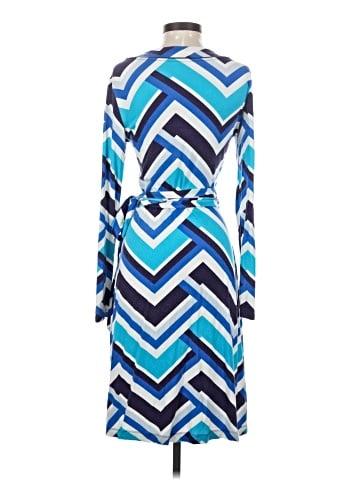 Banana Republic Casual Dress (view 2)
