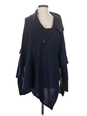 Quinn Poncho (view 1)