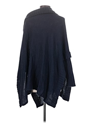 Quinn Poncho (view 2)