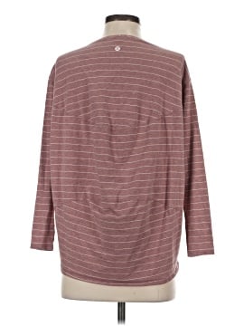 Lululemon Athletica 3/4 Sleeve T-Shirt (view 2)