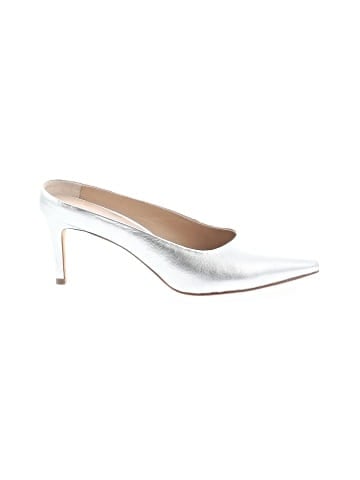 Pour La Victoire Heels (view 1)