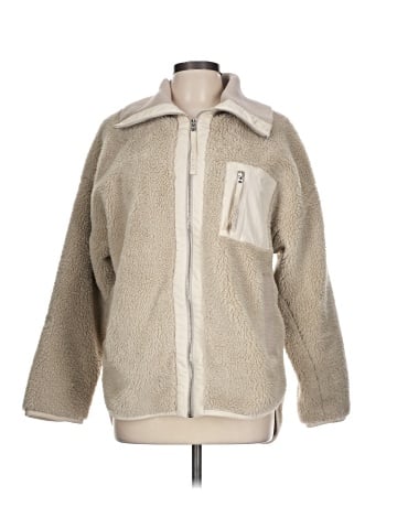 C. Wonder Coat (view 1)