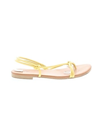 Universal Thread Sandals (view 1)