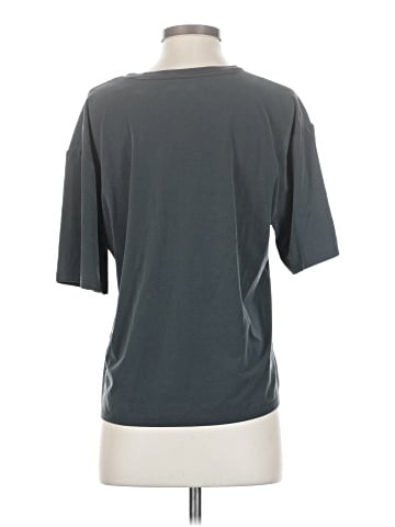 Abercrombie & Fitch Short Sleeve T-Shirt (view 2)