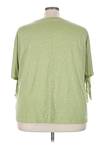 BLOOMCHIC Short Sleeve Top (view 2)