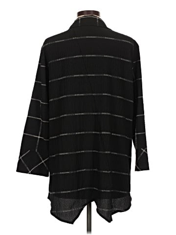 Habitat 3/4 Sleeve Button-Down Shirt (view 2)