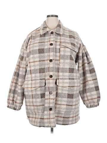 Universal Thread Coat (view 1)