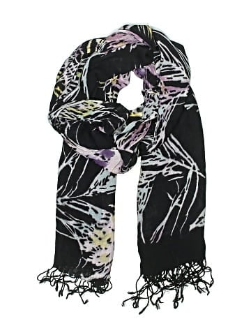 From the Heart Scarf (view 1)