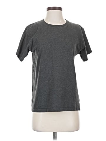 Uniqlo Short Sleeve T-Shirt (view 1)