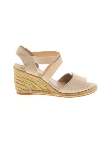 Ellen Tracy Wedges (view 1)