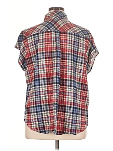 Torrid Short Sleeve Button-Down Shirt (view 2)
