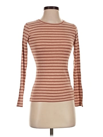 Vince. Long Sleeve Top (view 1)