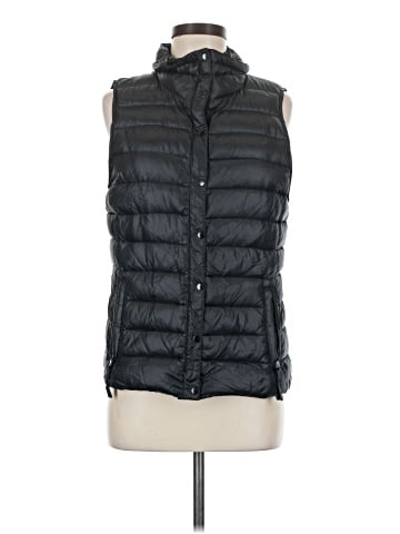 Gap Outlet Vest (view 1)