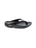 Oofos Black Flip Flops Size 6 - photo 1