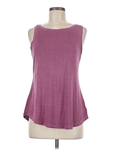 American Eagle Outfitters Sleeveless T-Shirt (view 1)