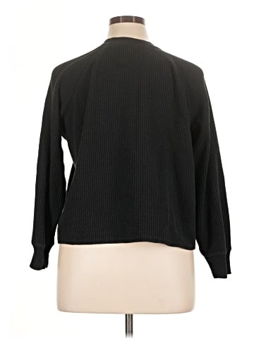 Old Navy Pullover Sweater (view 2)