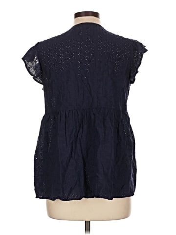 Gap - Maternity Sleeveless T-Shirt (view 2)